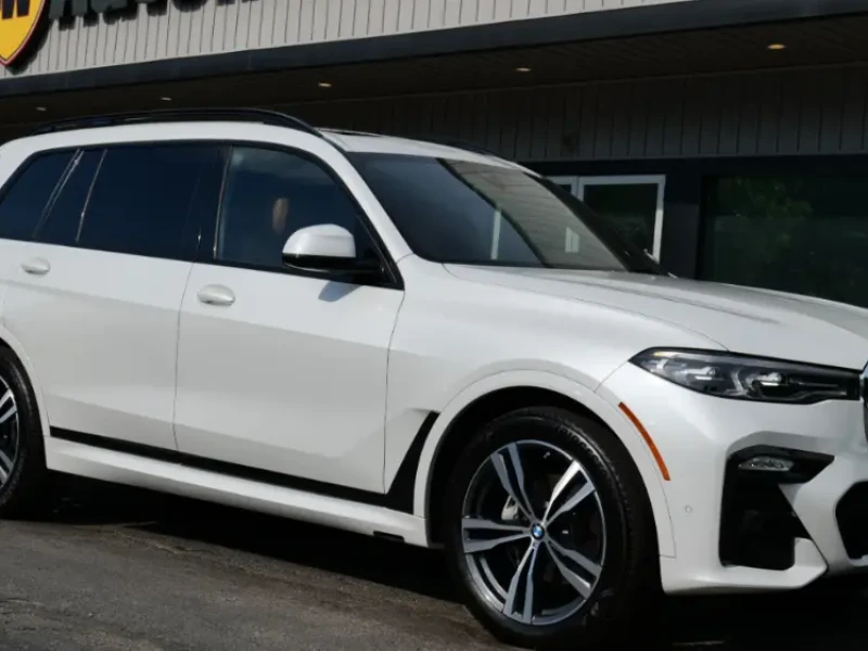 2021 BMW X7 с пробегом 35 000 миль