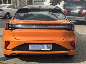2024 Zeekr 001 с пробегом 30 км