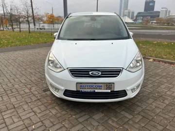 2013 Ford Galaxy с пробегом 242 000 км