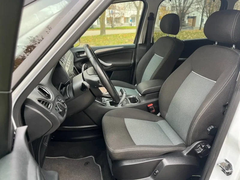 2013 Ford Galaxy с пробегом 242 000 км