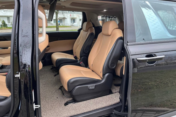 2021 Kia Carnival с пробегом 87 600 км