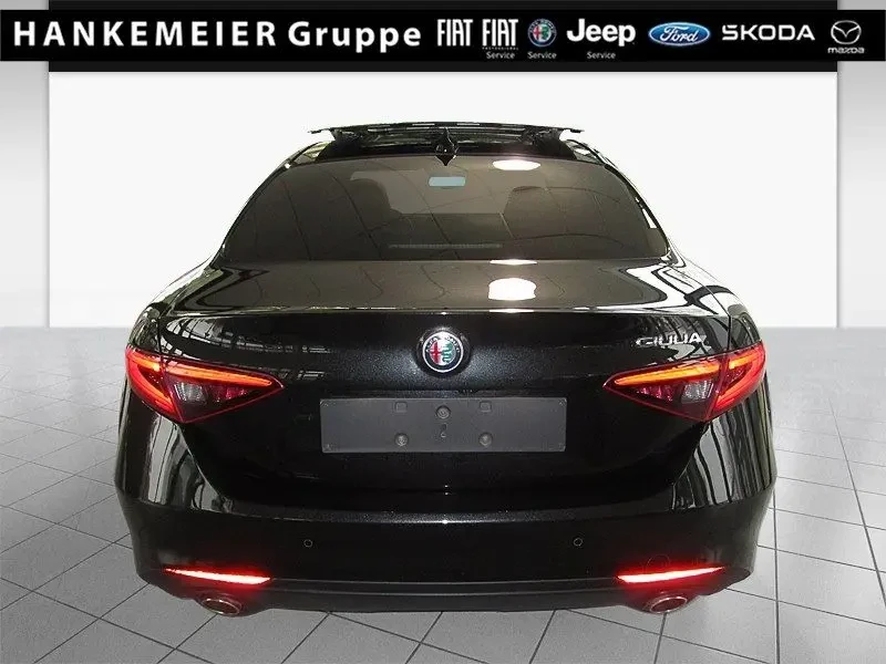 2020 Alfa Romeo Giulia с пробегом 80 000 км