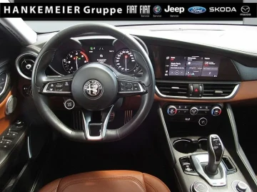 2020 Alfa Romeo Giulia с пробегом 80 000 км