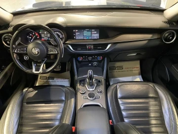 2020 Alfa Romeo Stelvio с пробегом 105 000 км