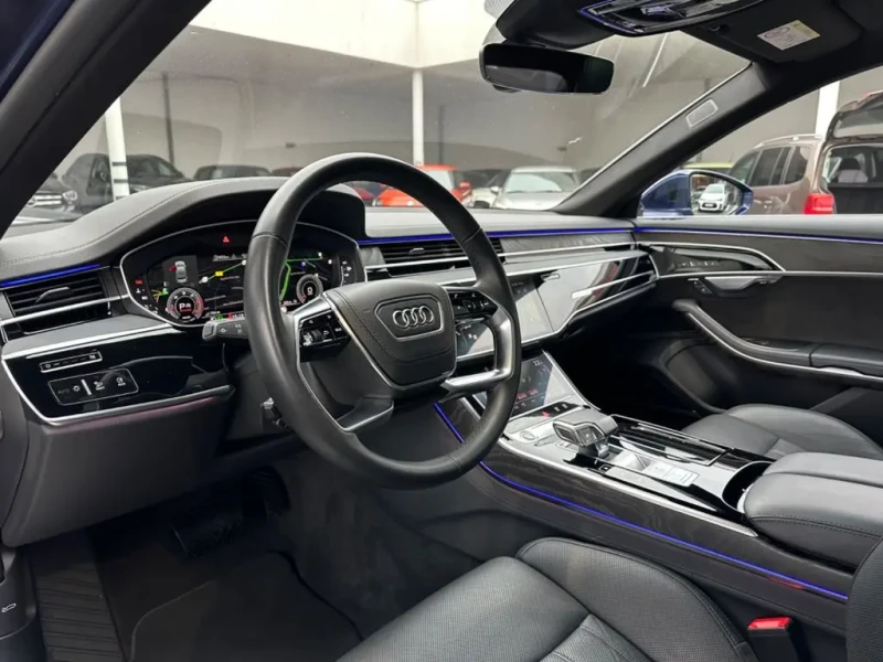 2021 Audi A8 с пробегом 129 000 км