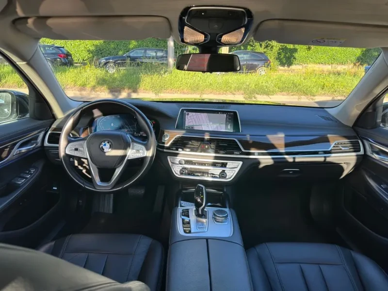 2020 BMW 7 серии с пробегом 91 000 км