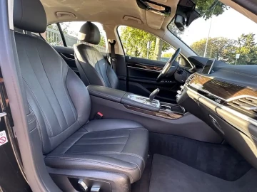 2020 BMW 7 серии с пробегом 91 000 км