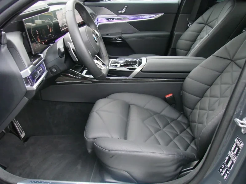 2024 BMW 7 серии с пробегом 16 000 км