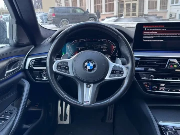 2020 BMW 5 серии с пробегом 64 000 км