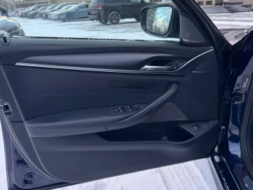 2020 BMW 5 серии с пробегом 64 000 км