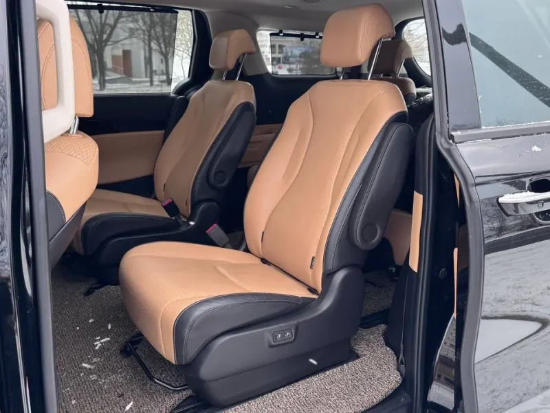 2021 Kia Carnival с пробегом 89 400 км