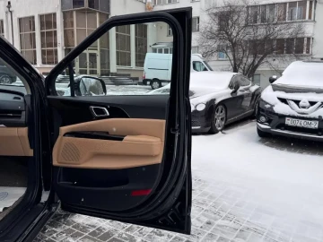 2021 Kia Carnival с пробегом 89 400 км