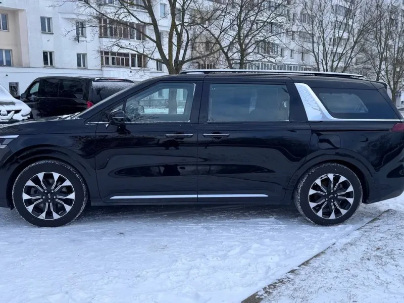 2021 Kia Carnival с пробегом 89 400 км