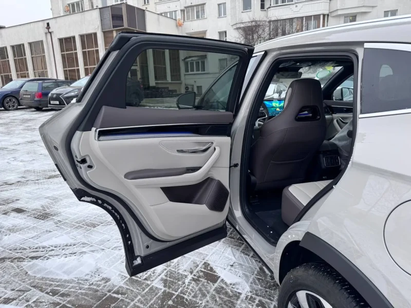 2024 BYD Song Plus с пробегом 10 км