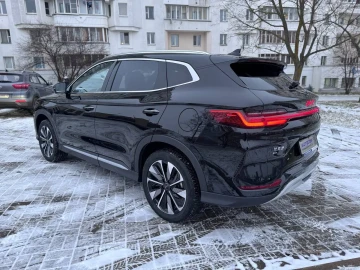 2024 BYD Song Plus с пробегом 10 км