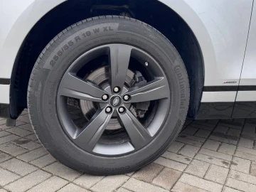 2019 Land Rover Range Rover Velar с пробегом 131 000 км