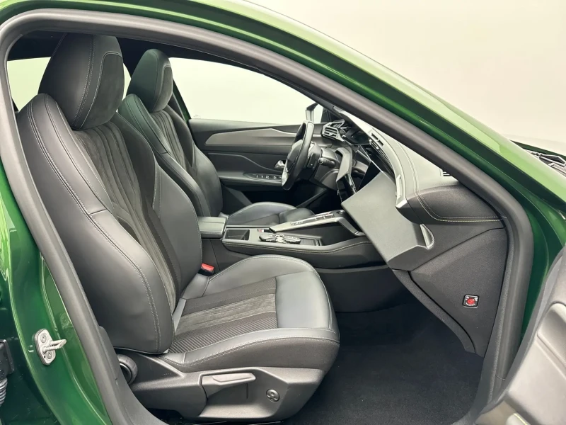 2022 Peugeot 308 с пробегом 120 000 км