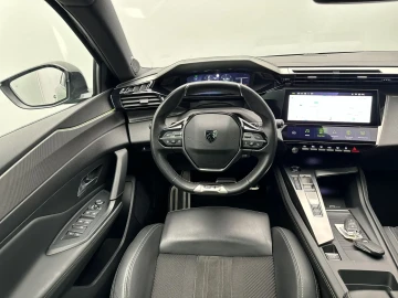 2022 Peugeot 308 с пробегом 120 000 км