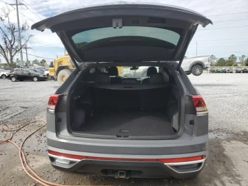 2021 Volkswagen Atlas с пробегом 35 000 миль