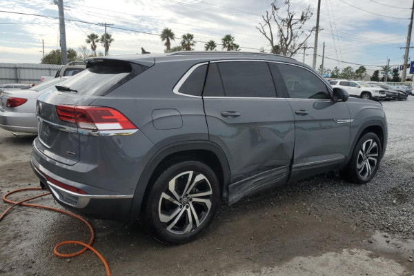 2021 Volkswagen Atlas с пробегом 35 000 миль