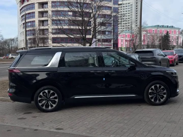 2020 Kia Carnival с пробегом 137 000 км