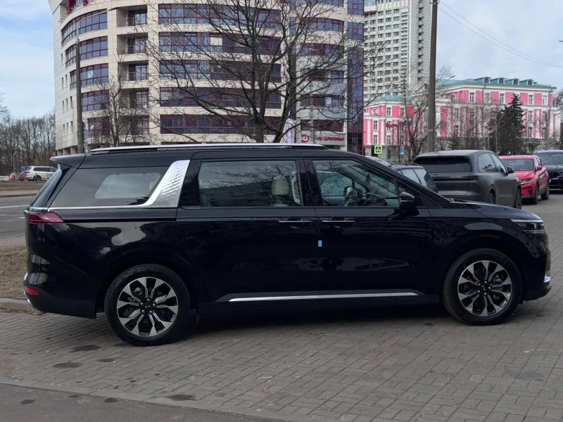 2020 Kia Carnival с пробегом 137 000 км
