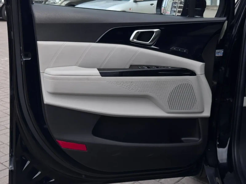 2020 Kia Carnival с пробегом 137 000 км