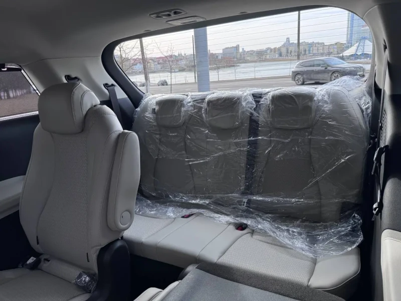 2020 Kia Carnival с пробегом 137 000 км