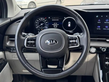 2020 Kia Carnival с пробегом 137 000 км
