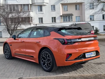 2024 Zeekr 001 с пробегом 80 км