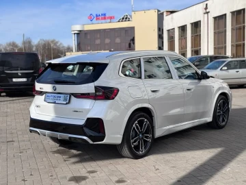 2024 BMW iX1 с пробегом 10 км