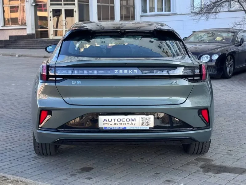 2024 Zeekr 001 с пробегом 10 км