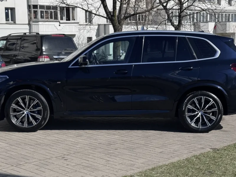 2020 BMW X5 с пробегом 127 000 км