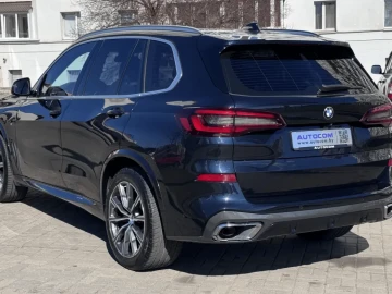 2020 BMW X5 с пробегом 127 000 км