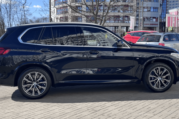 2020 BMW X5 с пробегом 127 000 км