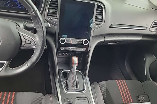 2021 Renault Megane с пробегом 130 000 км