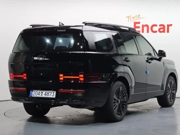 2025 Hyundai Santa Fe с пробегом 50 км