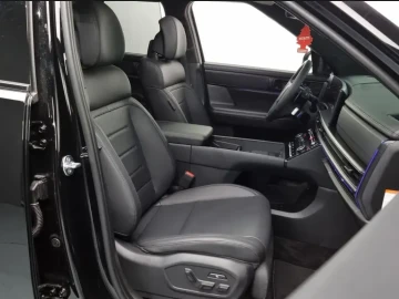2025 Hyundai Santa Fe с пробегом 50 км