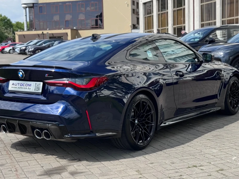 2021 BMW M4 с пробегом 15 000 км