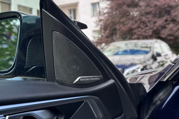 2021 BMW M4 с пробегом 15 000 км
