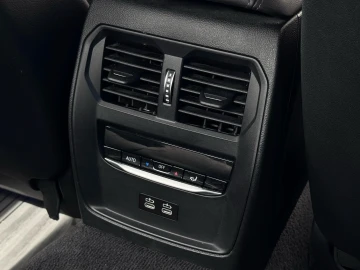 2021 BMW M4 с пробегом 15 000 км