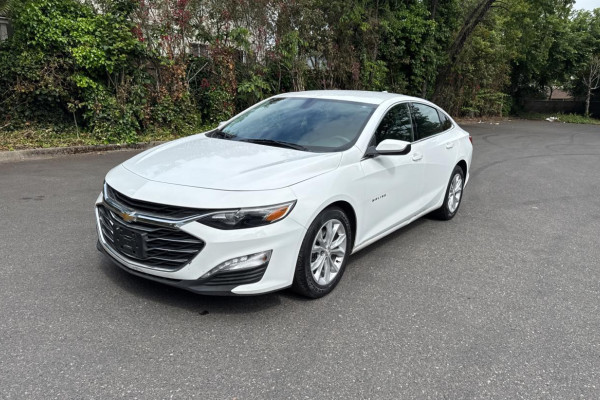 2022 Chevrolet Malibu с пробегом 48 000 миль