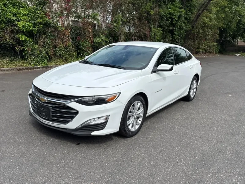 2022 Chevrolet Malibu с пробегом 48 000 миль