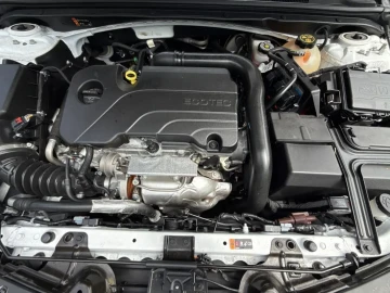 2022 Chevrolet Malibu с пробегом 48 000 миль