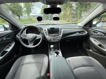 2022 Chevrolet Malibu с пробегом 48 000 миль
