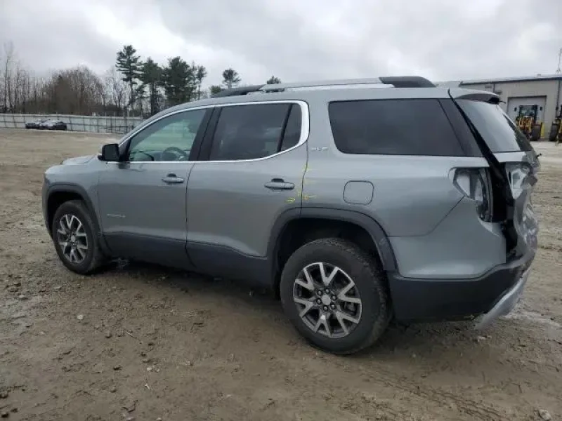 2021 GMC Acadia с пробегом 13 000 миль