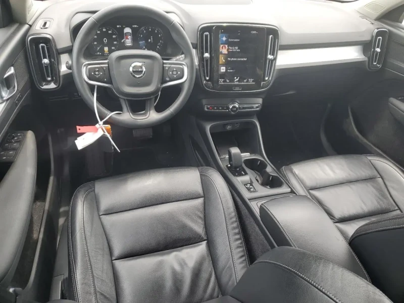 2022 Volvo XC40 с пробегом 83 000 миль