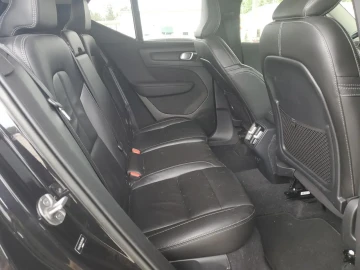 2022 Volvo XC40 с пробегом 83 000 миль