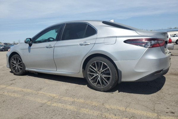 2021 Toyota Camry с пробегом 69 000 миль