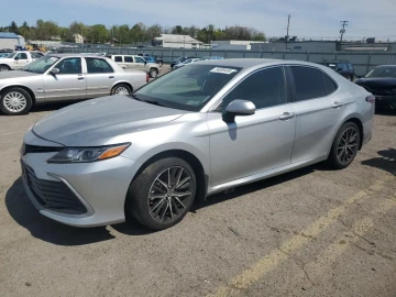 2021 Toyota Camry с пробегом 69 000 миль